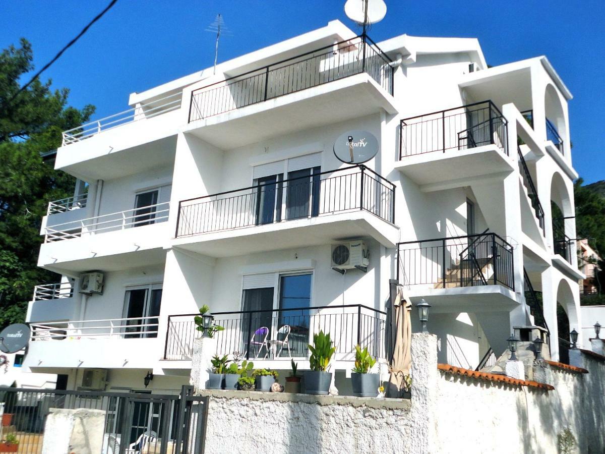 Apartments Ljiljana Bar Exteriör bild